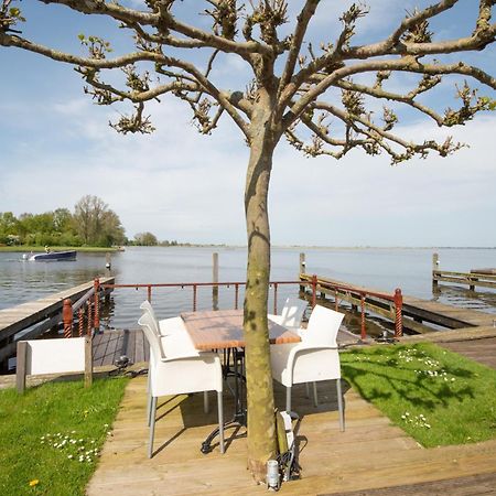 Вилла Meerzicht 70 - Vakantiehuis Aan Het Water! Uitgeest Экстерьер фото