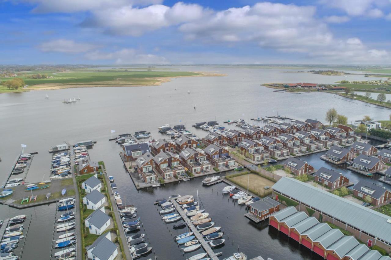 Вилла Meerzicht 70 - Vakantiehuis Aan Het Water! Uitgeest Экстерьер фото